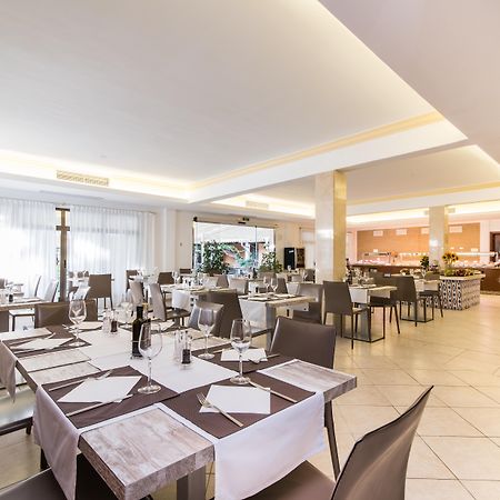 Hotel Baviera Кала Ратьяда Экстерьер фото