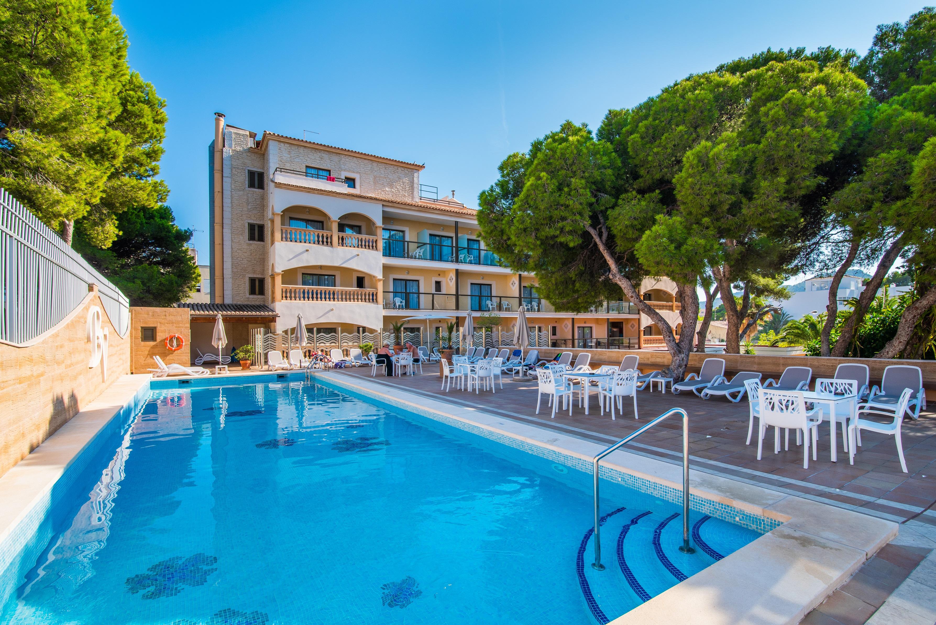 Hotel Baviera Кала Ратьяда Экстерьер фото