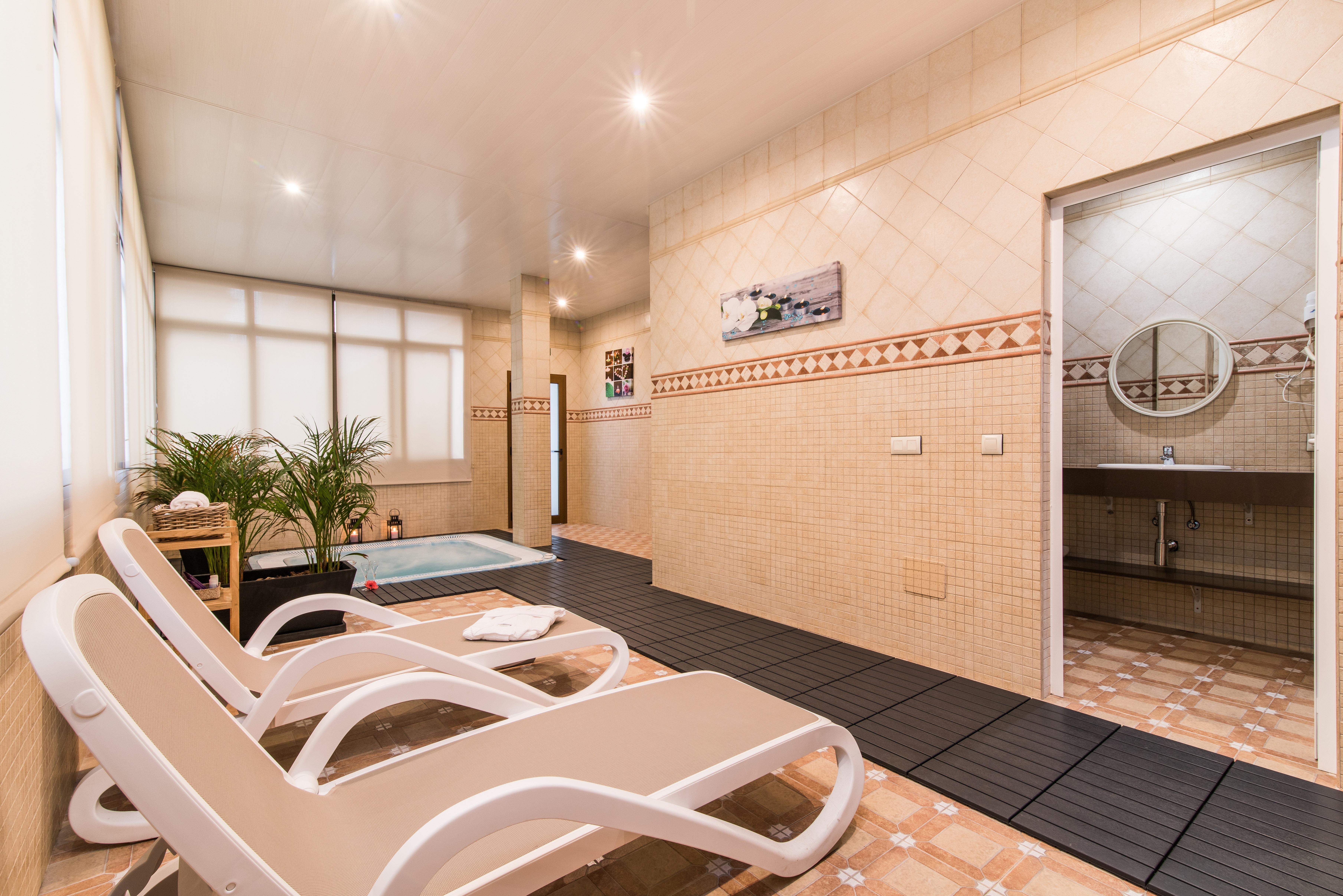 Hotel Baviera Кала Ратьяда Экстерьер фото