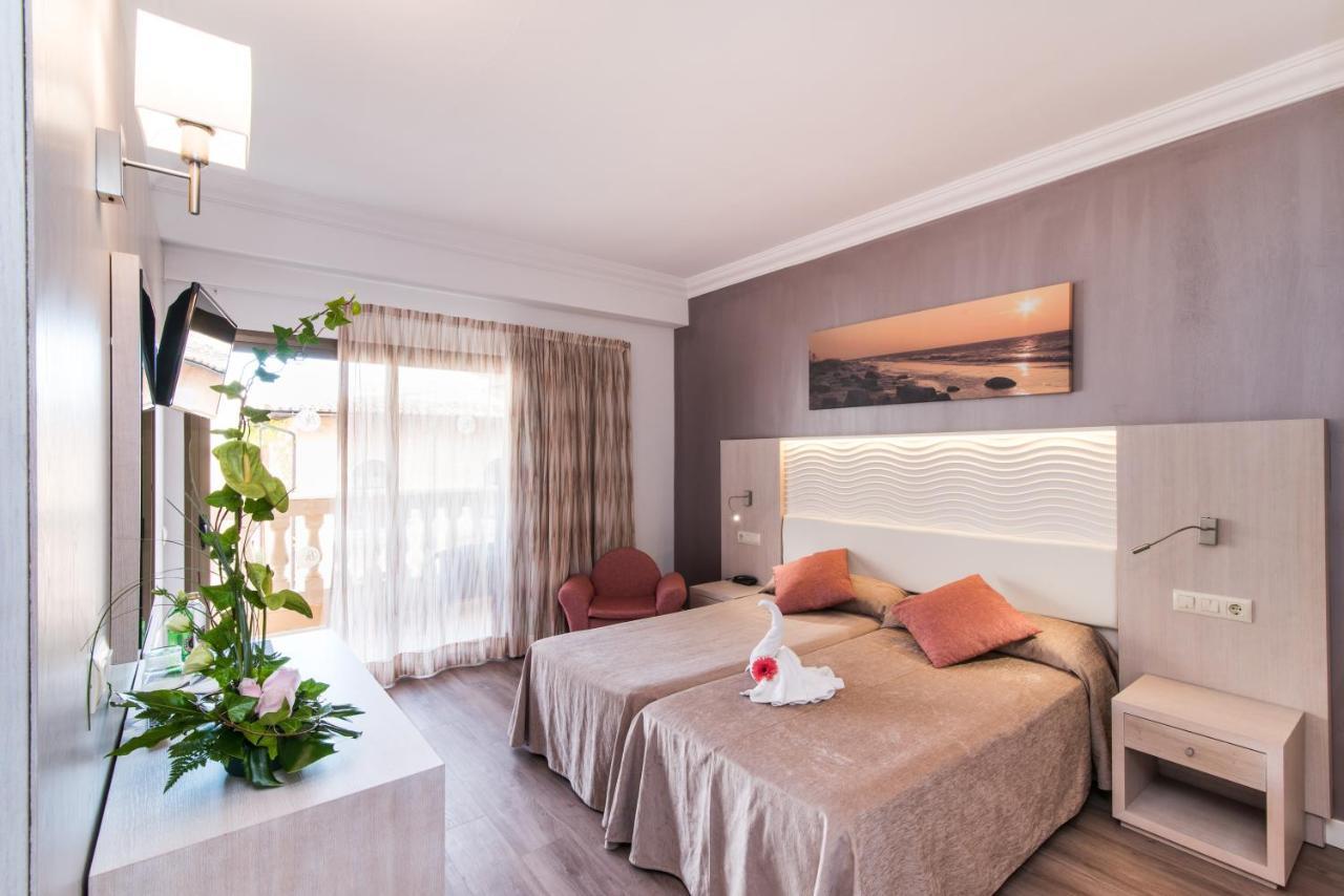 Hotel Baviera Кала Ратьяда Экстерьер фото