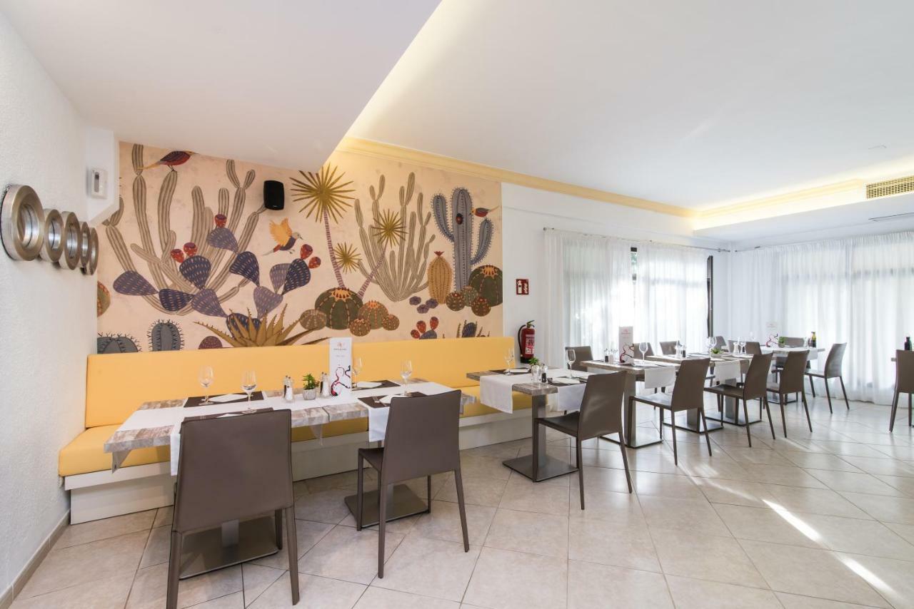 Hotel Baviera Кала Ратьяда Экстерьер фото